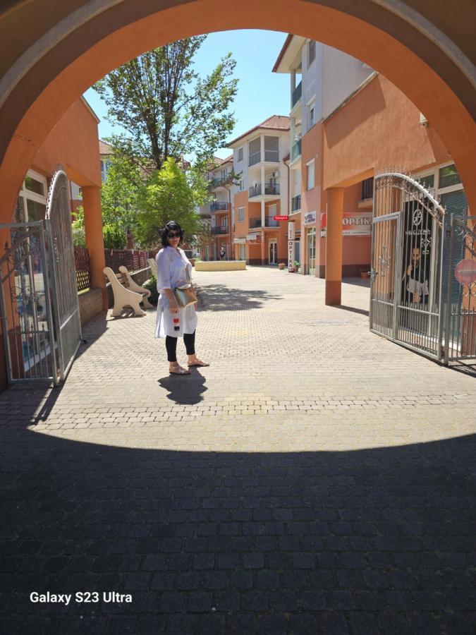 Tilla Apartman Hajdúszoboszló 外观 照片